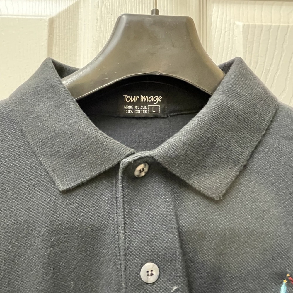 Tour Image Disney Men's Large Magic Kingdom Employee Navy Blue Polo Shirt Castle - Picture 4 of 11